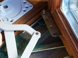 Window Crank mechanism replacement